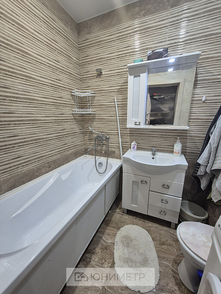 2-к. кв. 40.1 м² 8/14 эт.