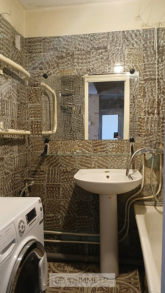 2-к. кв. 50.9 м² 6/9 эт.