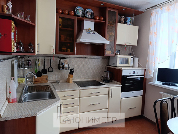 2-к. кв. 52.4 м² 5/5 эт.