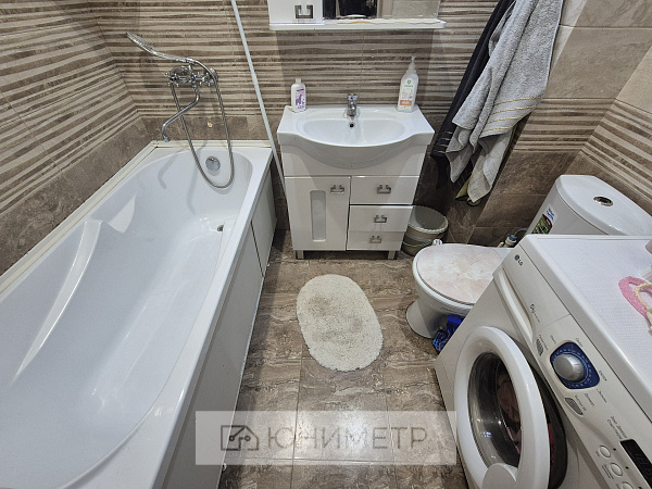 2-к. кв. 40.1 м² 8/14 эт.