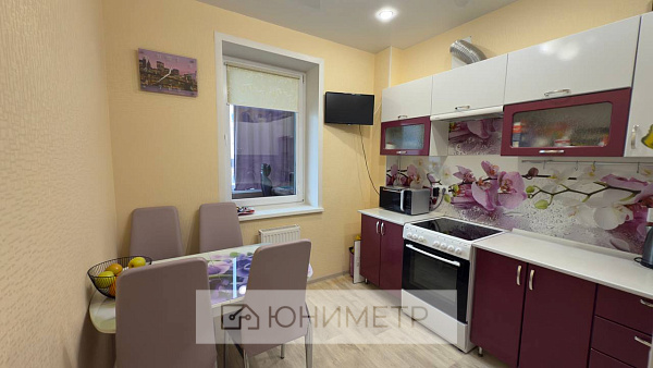 1-к. кв. 39 м² 6/10 эт.