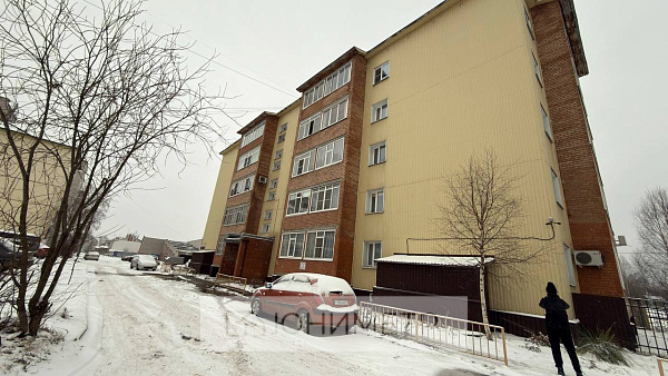 2-к. кв. 52.4 м² 5/5 эт.