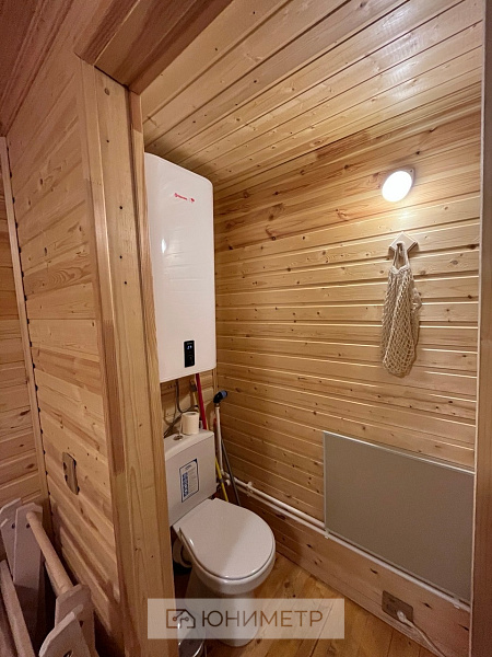 Дом 99.4 м² на участке 8.3 сот.