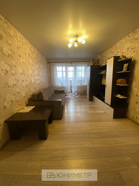 2-к. кв. 43.7 м² 5/5 эт.