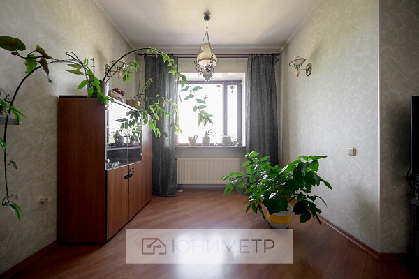 3-к. кв. 156.3 м² 5/5 эт.