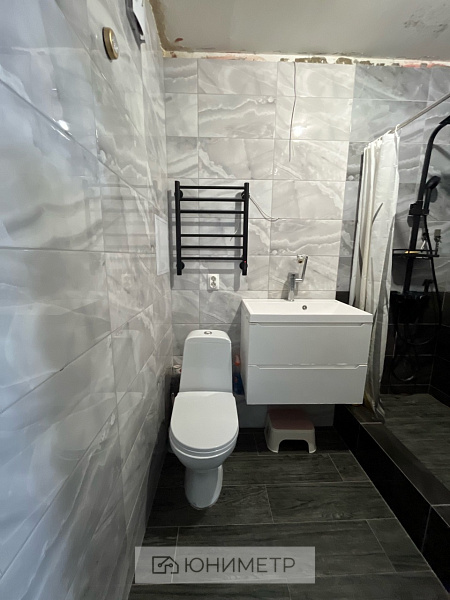 2-к. кв. 54.4 м² 2/5 эт.