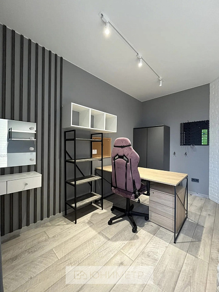 4-к. кв. 118.6 м² 13/13 эт.