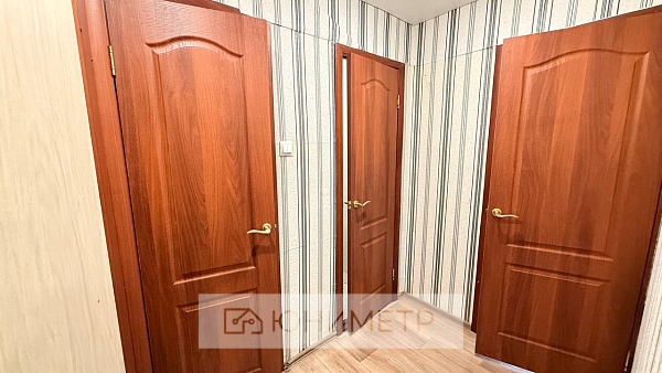 2-к. кв. 52 м² 3/9  эт.