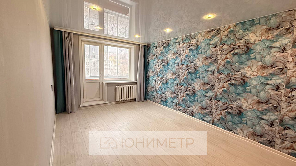 2-к. кв. 52 м² 3/9  эт.