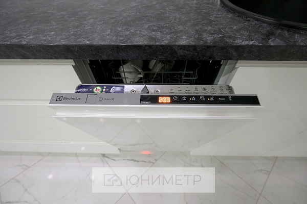 2-к. кв. 67.9 м² 14/14 эт.