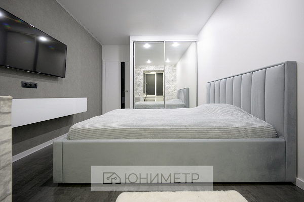 2-к. кв. 67.9 м² 14/14 эт.