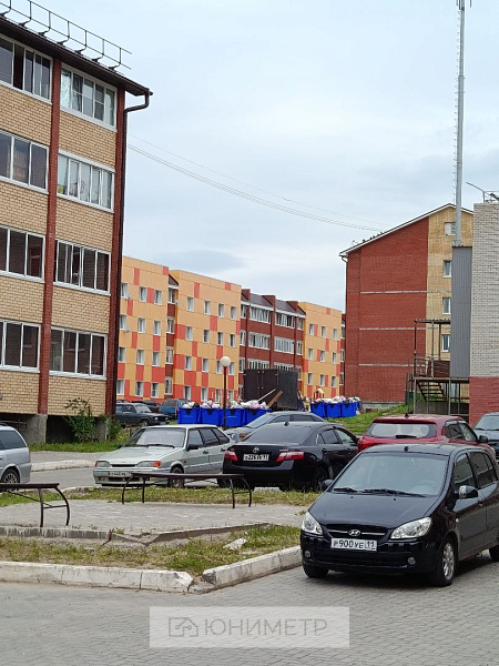 4-к. кв. 84.4 м² 4/4 эт.