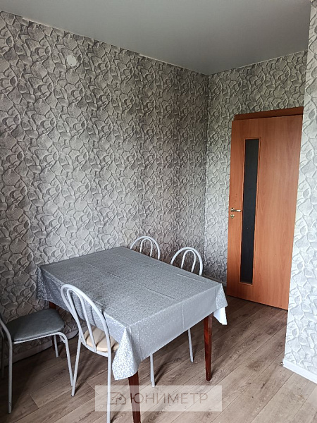 4-к. кв. 84.4 м² 4/4 эт.
