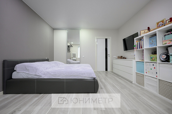 2-к. кв. 67.9 м² 14/14 эт.