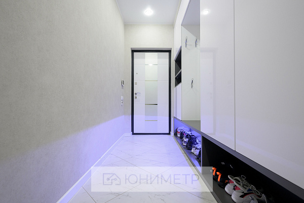 2-к. кв. 67.9 м² 14/14 эт.