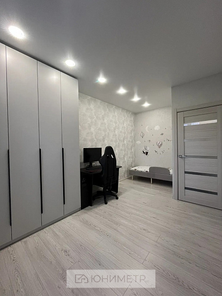 2-к. кв. 56.7 м² 4 /14  эт.