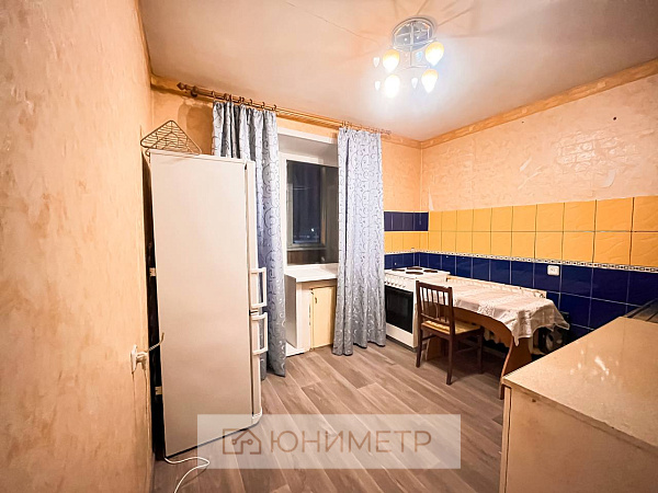 2-к. кв. 57.3 м² 2/12 эт.