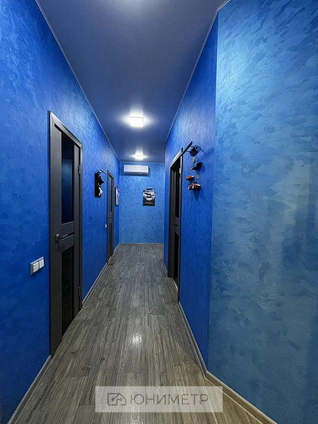 4-к. кв. 118.6 м² 13/13 эт.