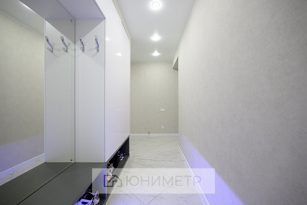 2-к. кв. 67.9 м² 14/14 эт.