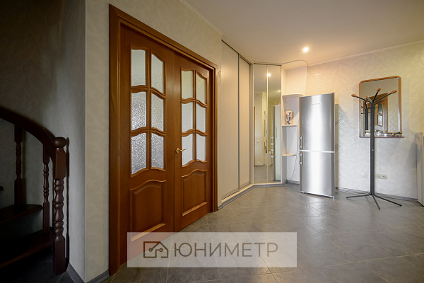 5-к. кв. 156.3 м² 5/5 эт.