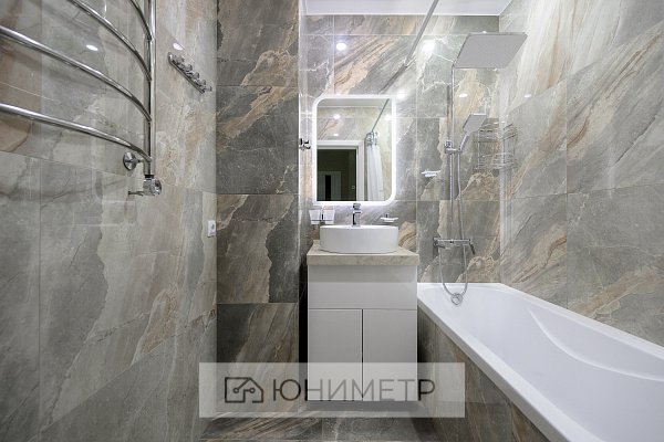 2-к. кв. 67.9 м² 14/14 эт.