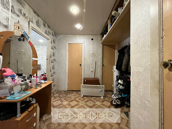 2-к. кв. 50.2 м² 1/4 эт.