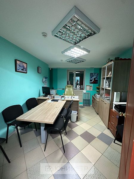 Офисные помещения, 130 м²