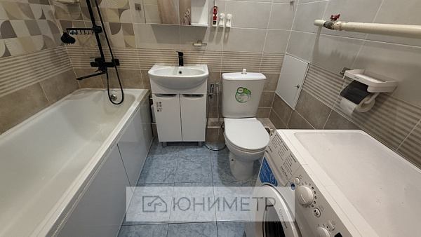 1-к. кв. 43.7 м² 9/9 эт. 1-к. кв. 43.7 м² 9/9 эт.