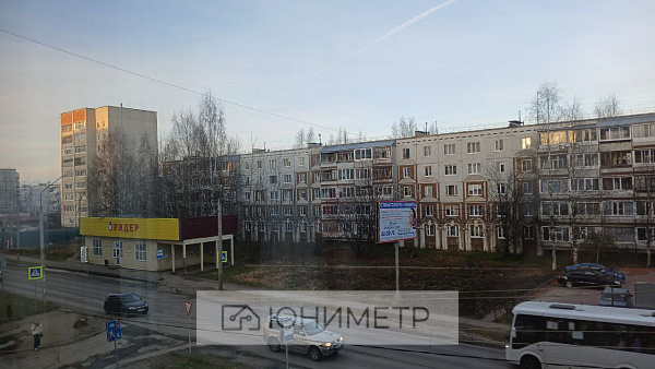 1-к. кв. 35 м² 2/9 эт. 1-к. кв. 35 м² 2/9 эт.
