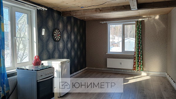 Дом 71.3 м² на участке 4.5 сот.