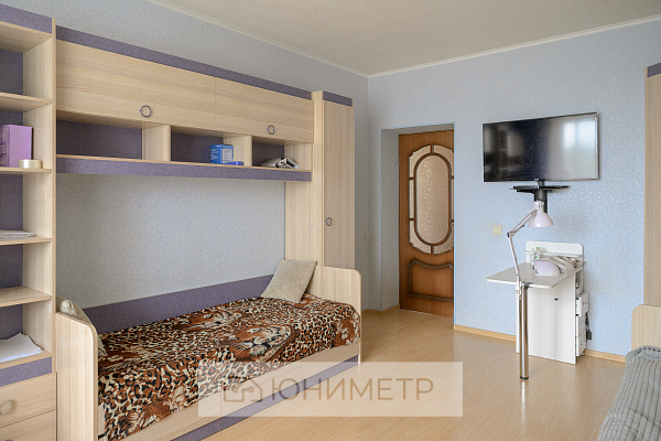 2-к. кв. 54.1 м² 5/5 эт. 2-к. кв. 54.1 м² 5/5 эт.