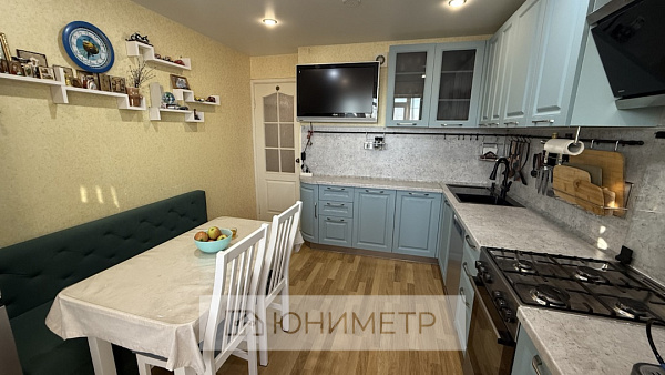 1-к. кв. 43.7 м² 9/9 эт. 1-к. кв. 43.7 м² 9/9 эт.