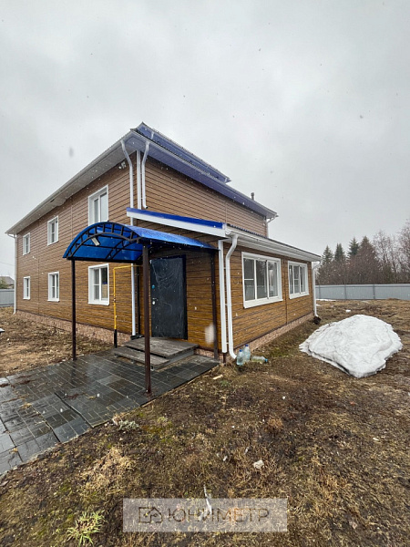 Дом 292 м² на участке 12 сот.