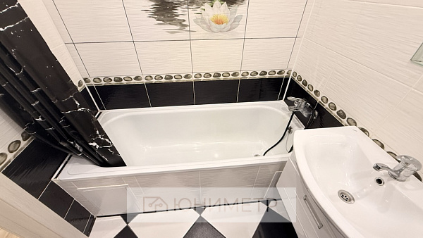 студия-к. кв. 39 м² 8/10 эт.