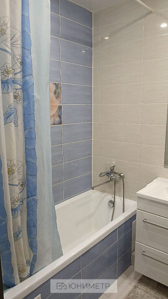 2-к. кв. 55.8 м² 10/15 эт.
