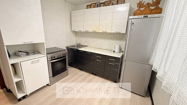 2-к. кв. 52 м² 3/9  эт.