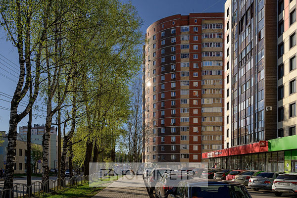 3-к. кв. 82.3 м² 15/16 эт.