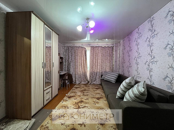 2-к. кв. 50.2 м² 1/4 эт.