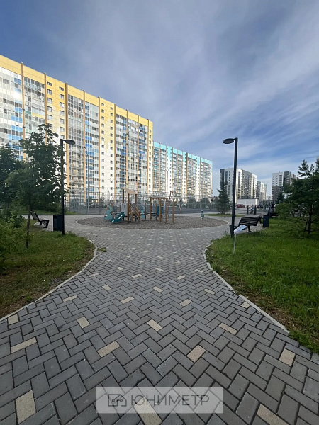 2-к. кв. 55.7 м² 4/14 эт.