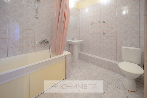 3-к. кв. 98 м² 5/6 эт.