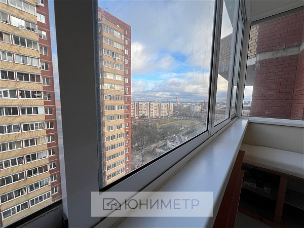 1-к. кв. 37.7 м² 12/18 эт.