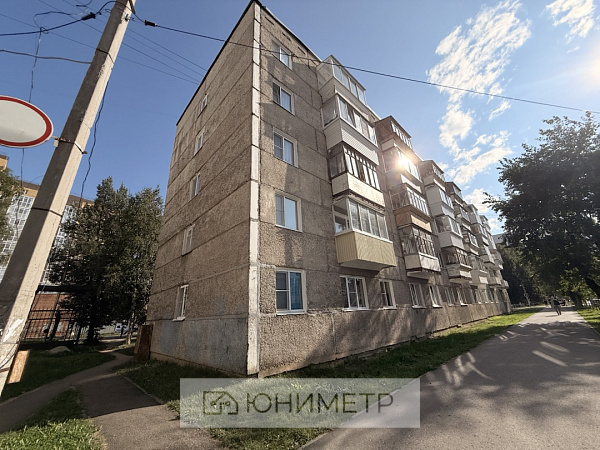 2-к. кв. 37.4 м² 5/5 эт.