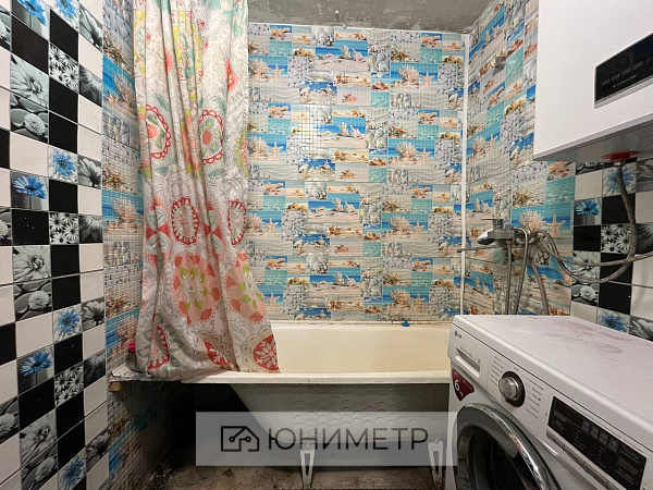 2-к. кв. 50.2 м² 1/4 эт.