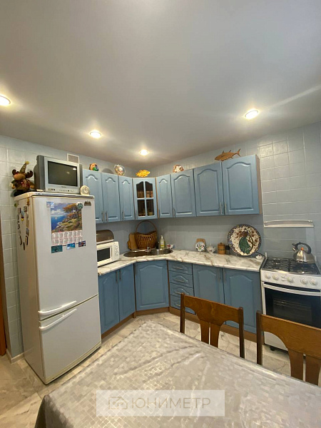 3-к. кв. 66.4 м² 6/9 эт.